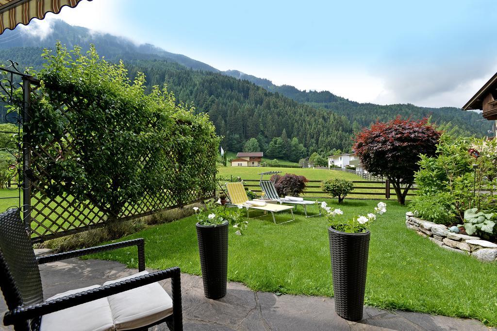 Hotel Maximilian Mayrhofen Exterior foto